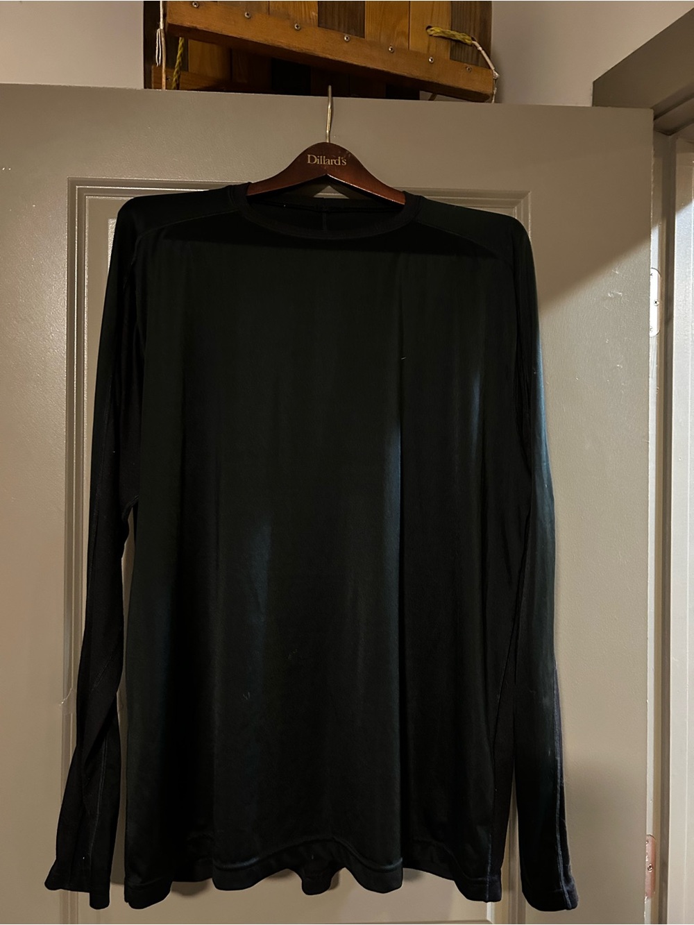 Men's Long-Sleeve Black Crew Neck Shirt